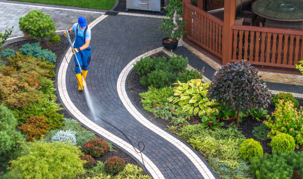 Best Garage Pressure Washing  in Hightstown, NJ